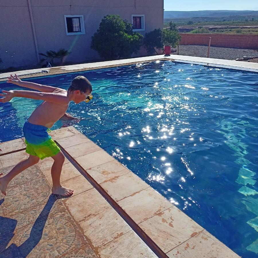 Lescale De Ouarzazate Hotell Tazentoute Exteriör bild